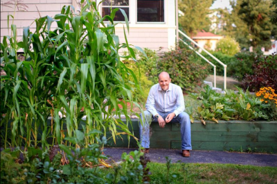 Erik Jacobs / Student Farmer, Photographer, and Blogger / The Farm School & Plough and Stars Project